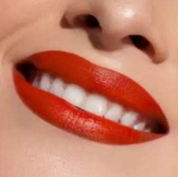 FIRM PRICE 🔥 Covergirl limited edition Vintage Ruby lip color Bundle Of 3 - Picture 2 of 7